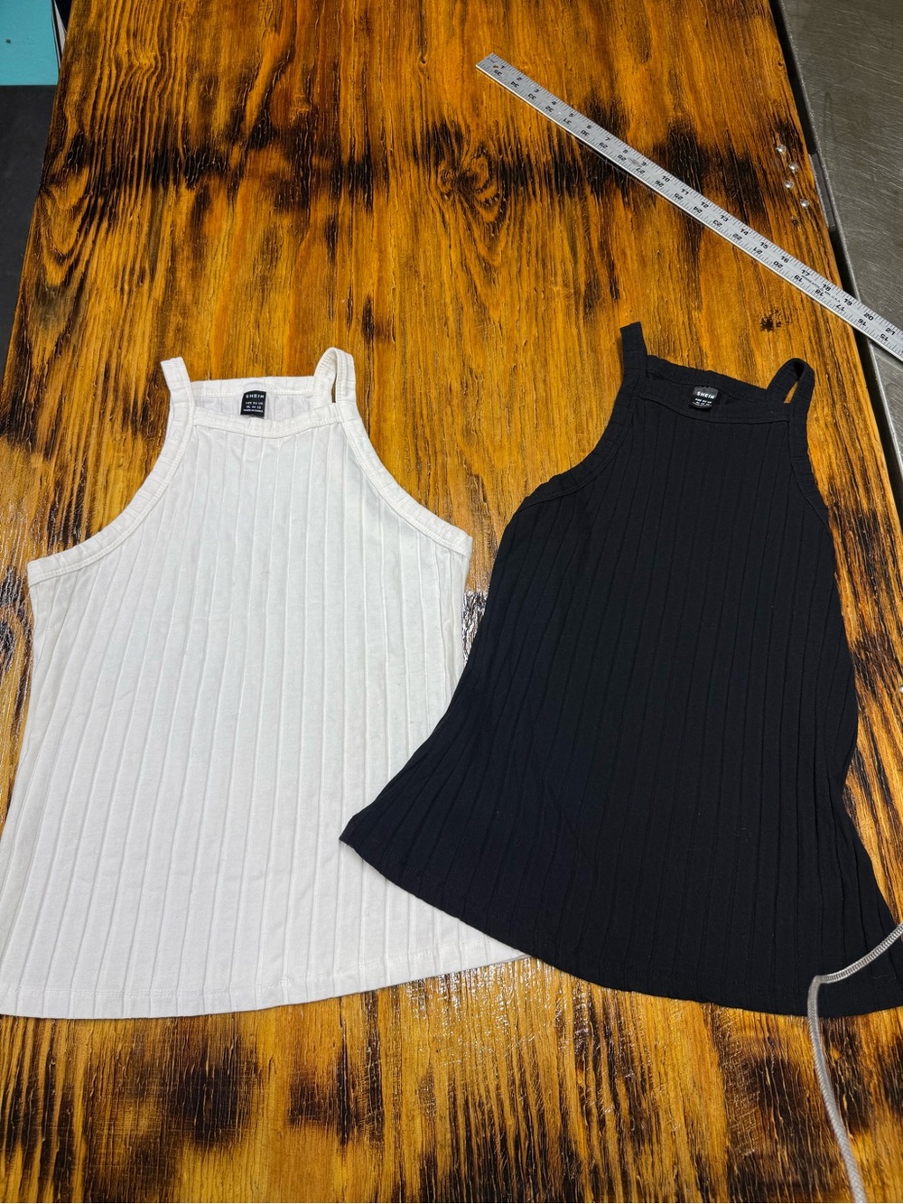 SHEIN Ribbed Tank Top Duo - White & Black